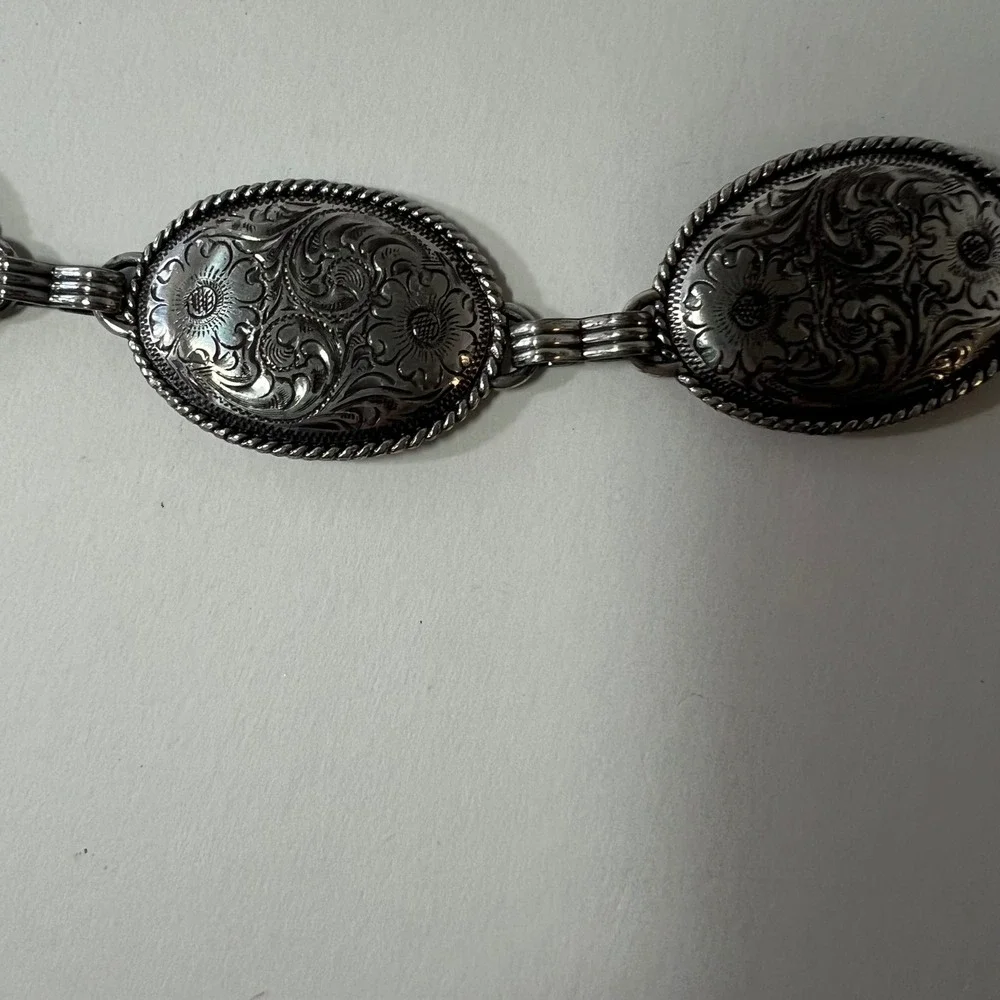 Vintage Tony Lama Womens Nicole Concho Link Belt Made in Taiwan M